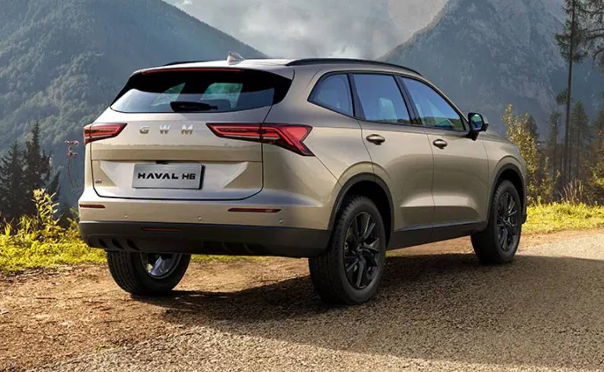 SUV GWM Haval H6 trasera