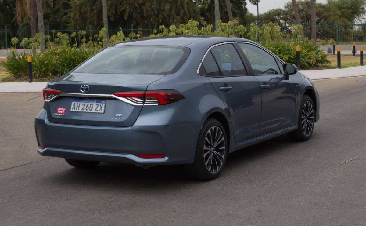 Toyota Corolla SEG hibrido consumo 1