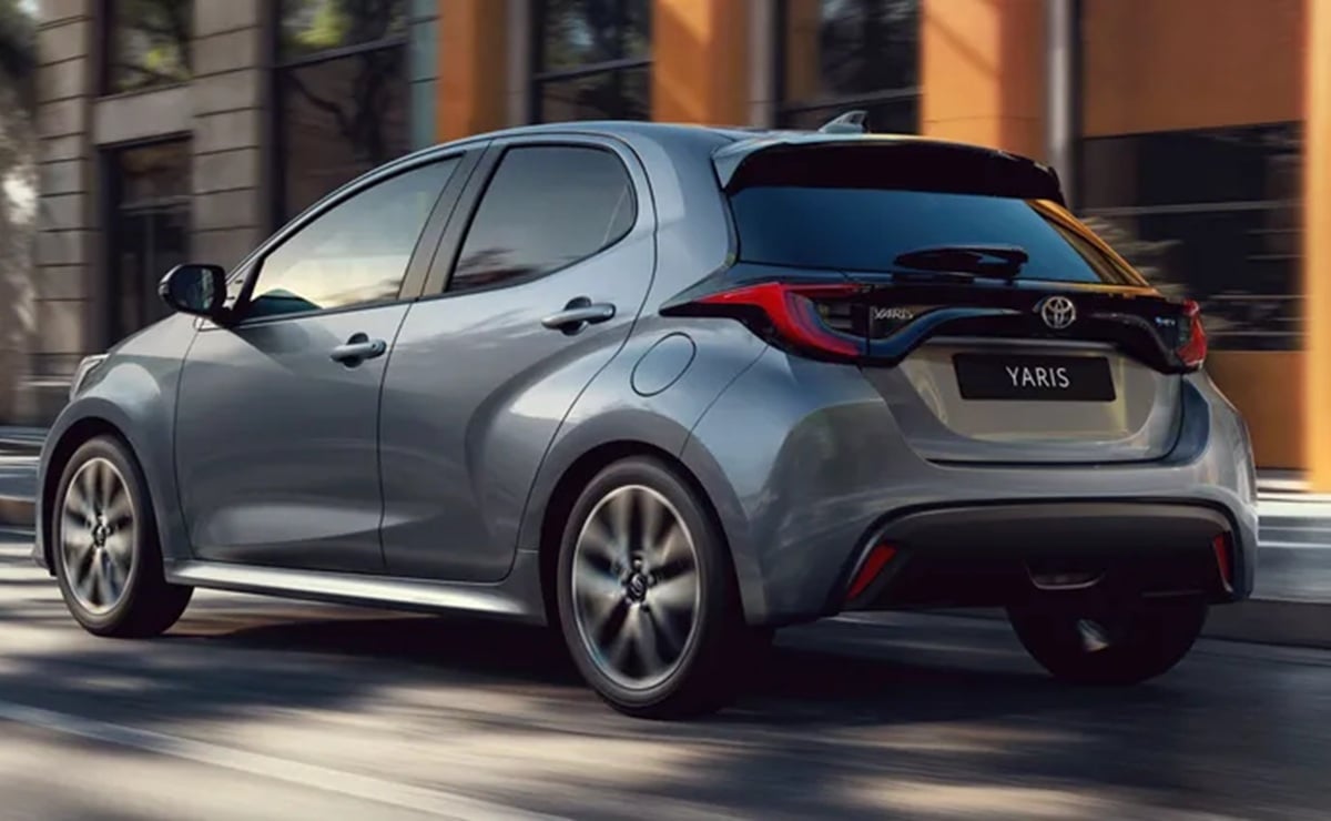Toyota Yaris 2026 perfil