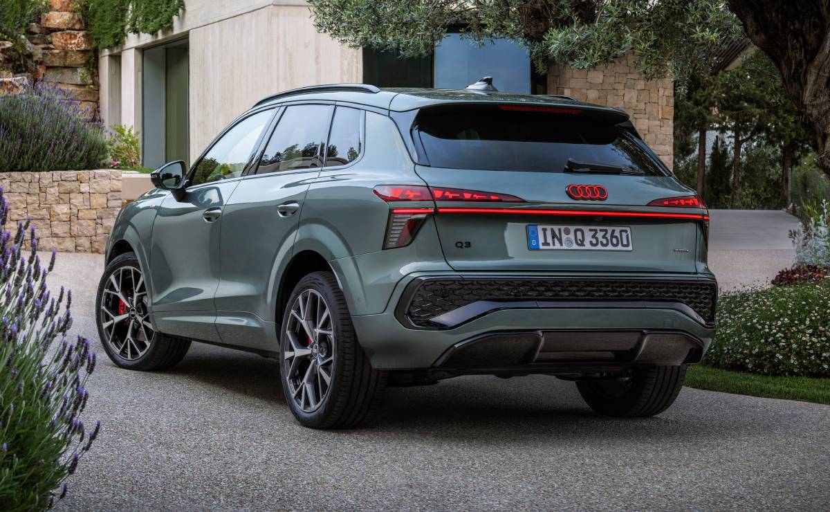 Audi lanza el nuevo Q3 en dos versiones y carrocerías: precio y detalles 2 Audi Q3 lanzamiento trasera