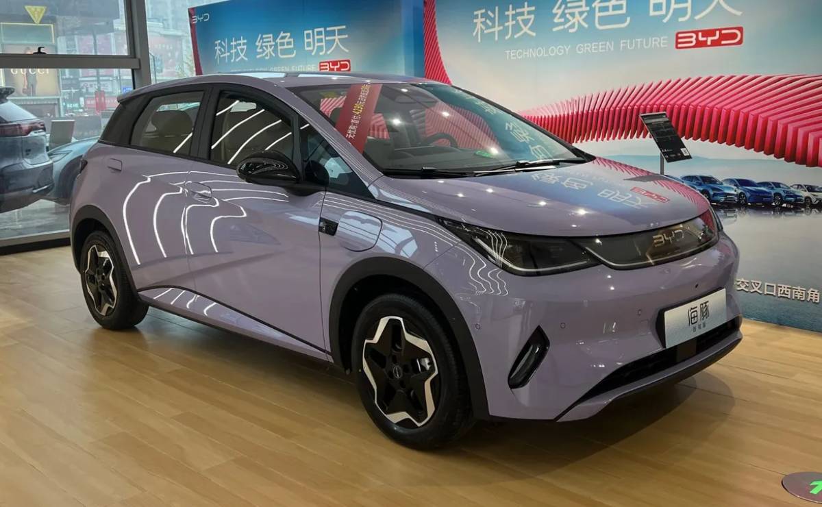 BYD renueva su auto más barato: nuevo diseño, mayor potencia y cambios claves en su propuesta 3 BYD Dolphin 2027 frente