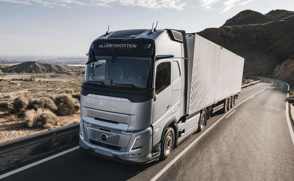 Camion de Volvo en accion