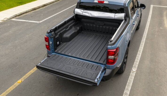 Ford Maveric caja