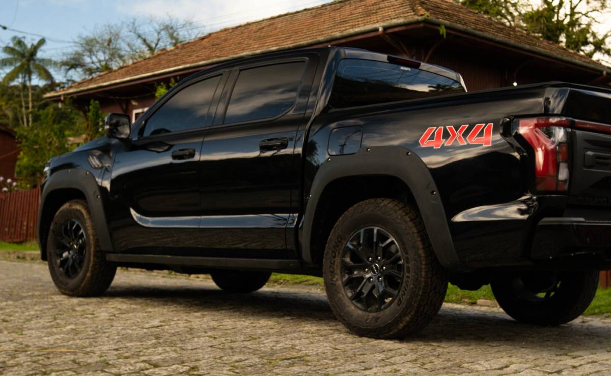 Foton Tunland V7 Ultimate trasera