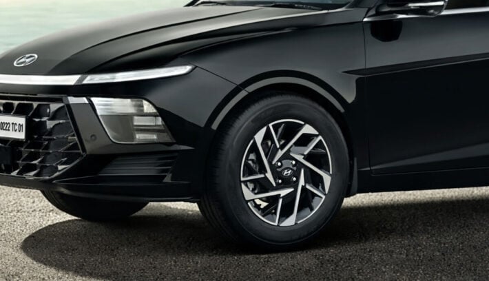 Hyundai renovó el Verna, el ahora sedán más barato