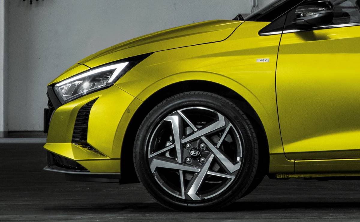 Llega un nuevo rival para Tera, Pulse y Kardian: cuándo se lanza al mercado este modelo 1 Hyundai i20 llanta