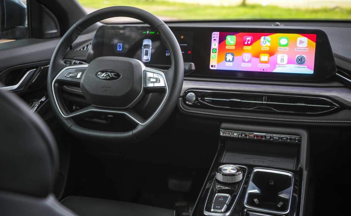 JAC JS6 PHEV Test Drive 5 JAC JS6 PHEV Prueba