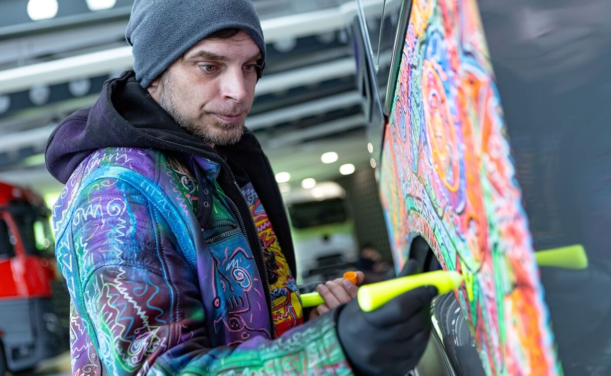 Mercedes-Benz presentará el Actros L Art Edition, el camión considerado el arte de la ruta 4 Mercedes Actros L Art Edition