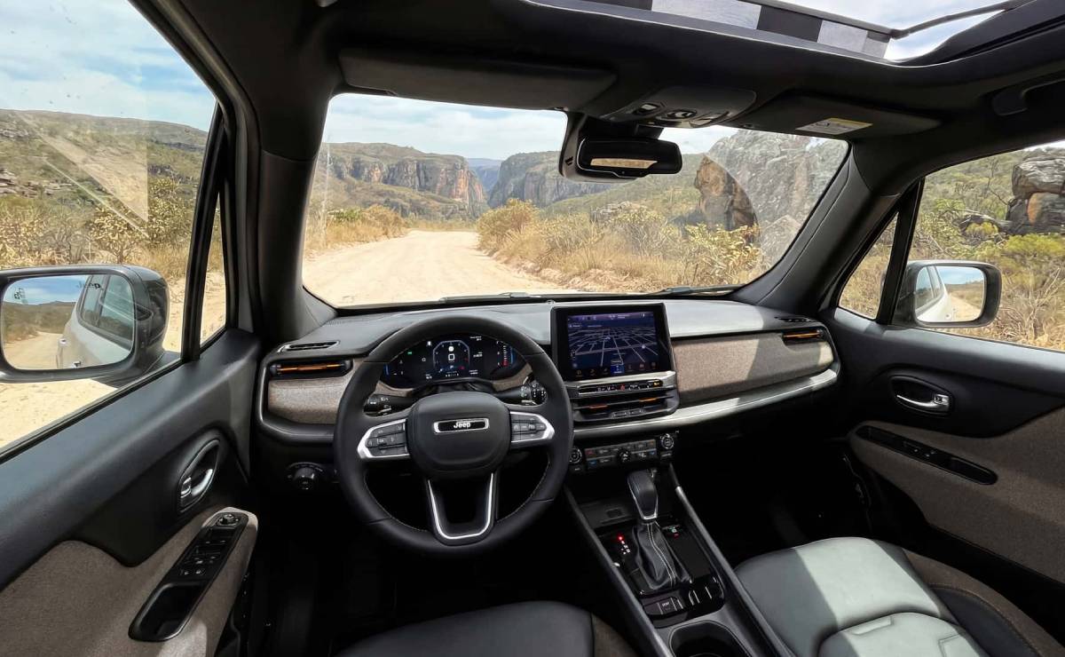Nueva Jeep Renegade 2027 interior