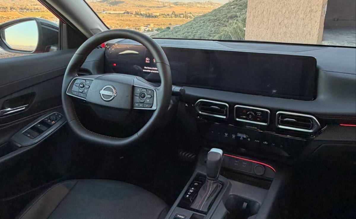 El sedán de Nissan rival de Toyota Corolla y Volkswagen Jetta se actualiza para romper el mercado 7 Nuevo Nissan Sentra interior 3