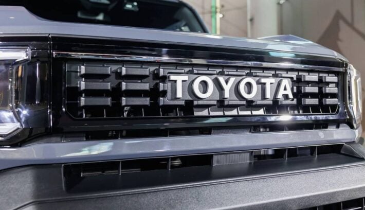 Nuevo Toyota Land Cruiser FJ Meridian teaser