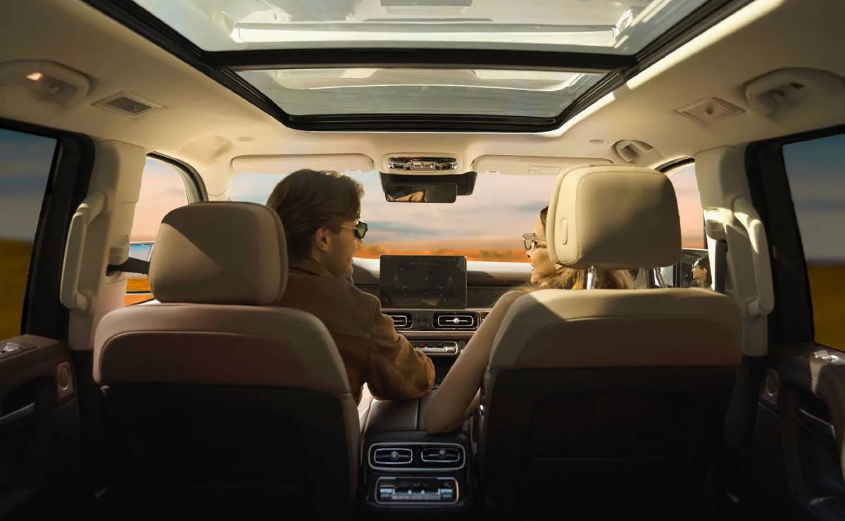 SUV BAIC BJ60 interior 1