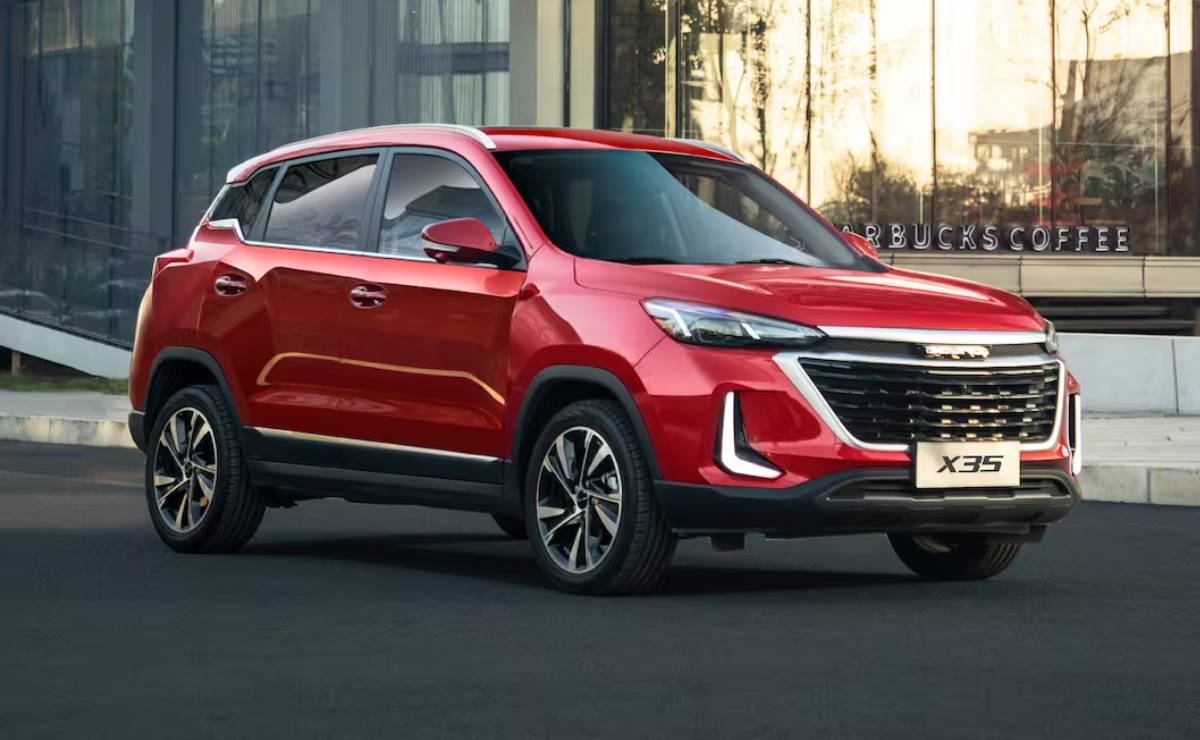 SUV Baic X35
