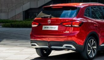 SUV MG ZS trasera