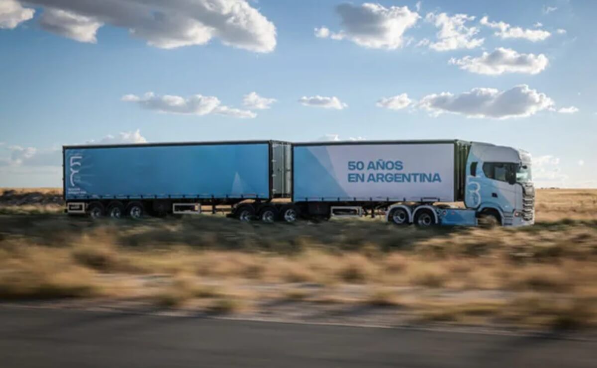 Scania 50 anos