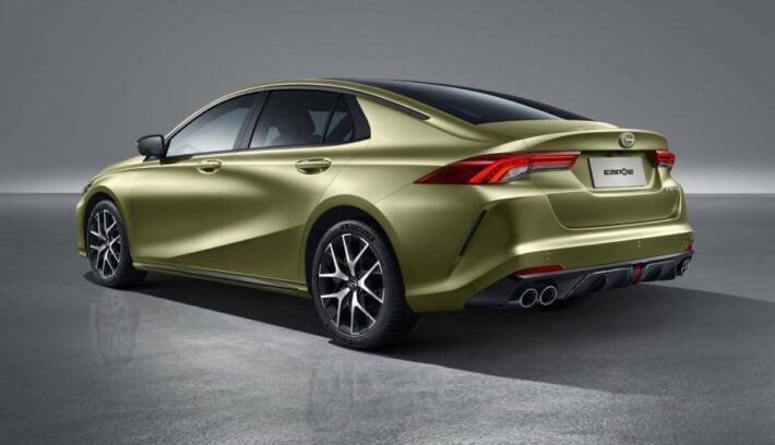 Sedan GAC Empow trasera