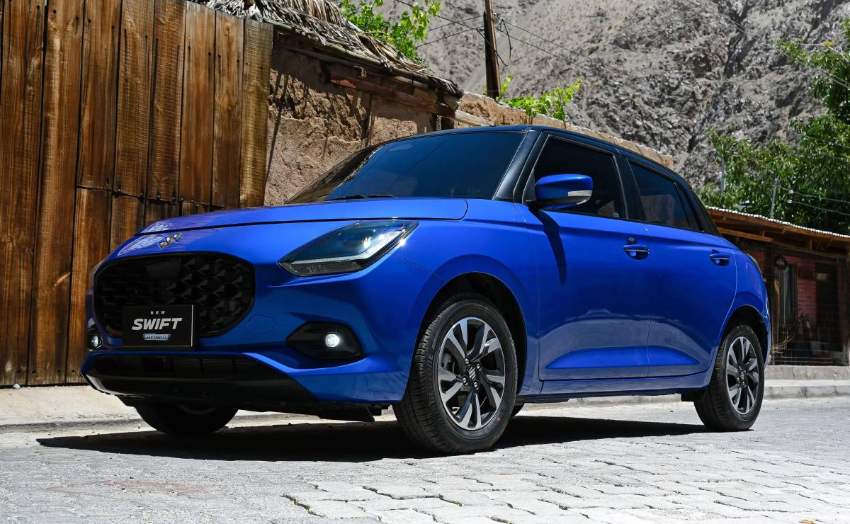 Suzuki Swift Hybrid frente