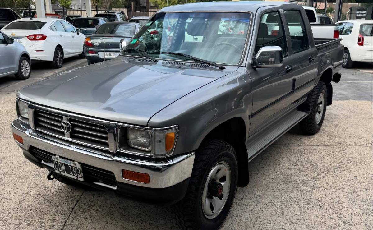 Toyota Hilux 1998 frente 1