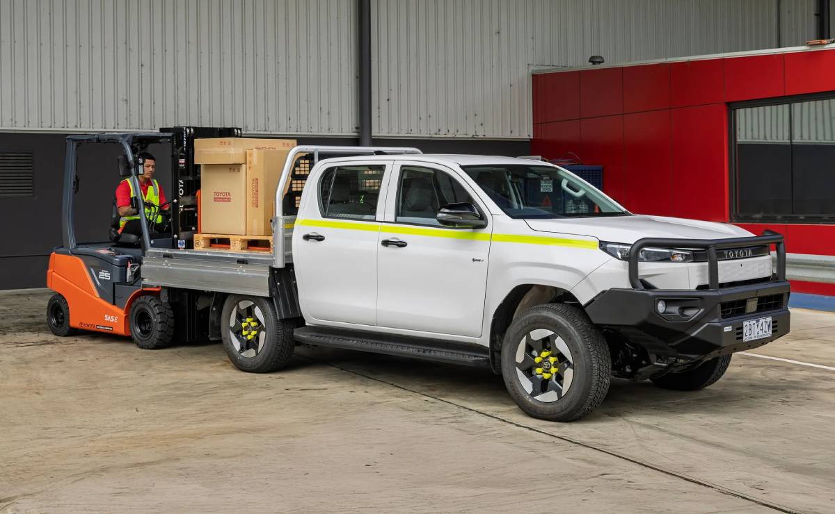 Toyota Hilux BEV carga
