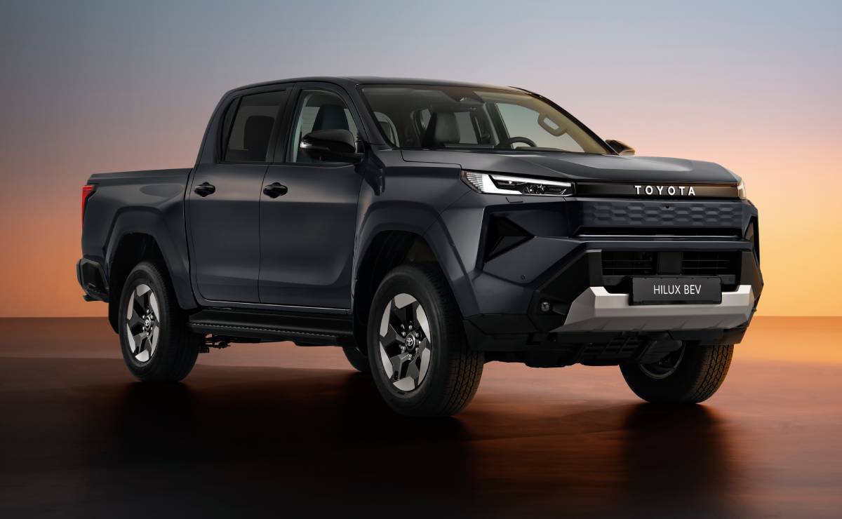 Toyota Hilux BEV frente 1