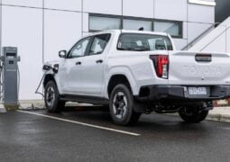 Toyota Hilux BEV trasera 2