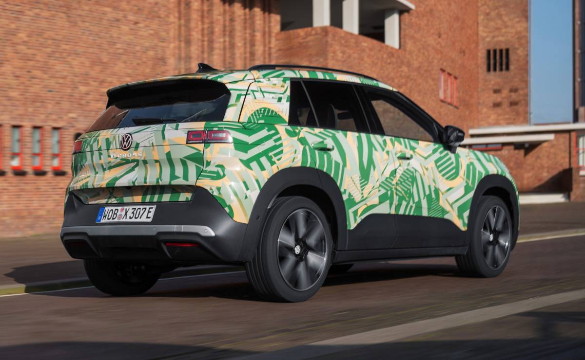 Volkswagen ID. Cross trasera accion