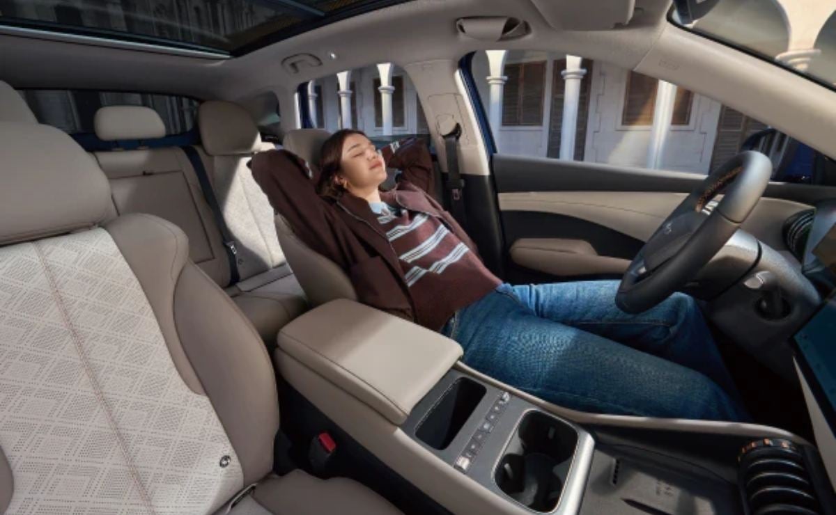 BYD actualiza uno de sus SUV claves con más de 440 CV, más 500 Km de autonomía y tecnología por casi el mismo precio 6 byd atto 3 evo 5