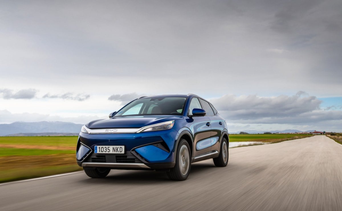 BYD actualiza uno de sus SUV claves con más de 440 CV, más 500 Km de autonomía y tecnología por casi el mismo precio 2 byd atto 3 evo