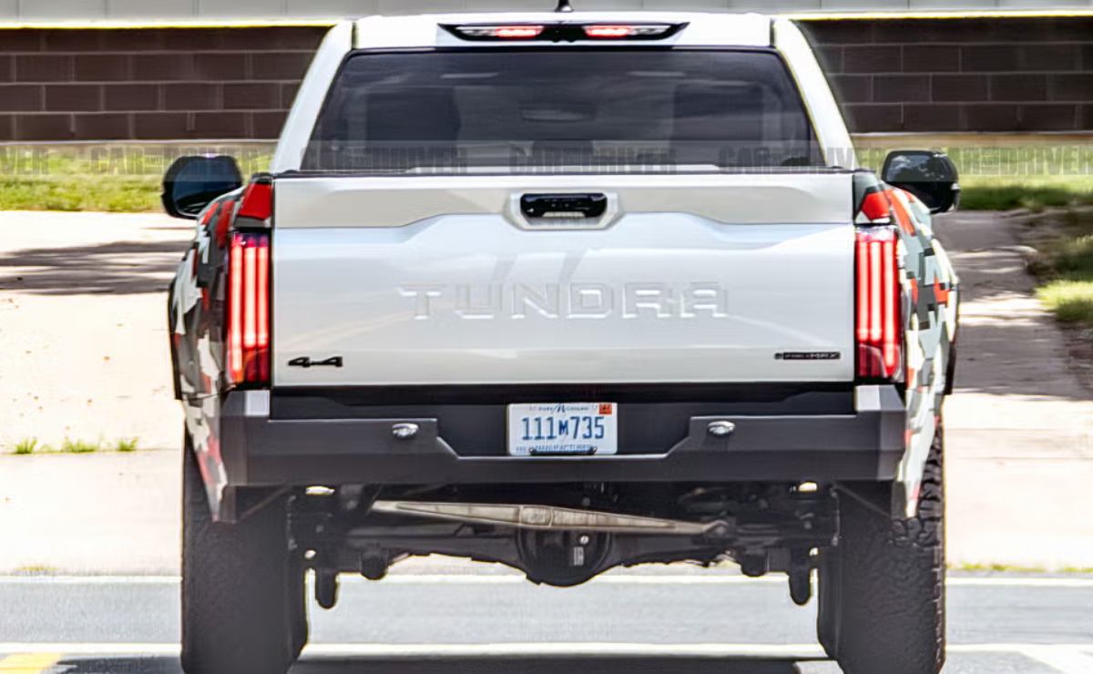 Toyota va por la pick up más importante de Ford: ya prueba su modelo más extremo 1 toyota tundra tdr hammer 4