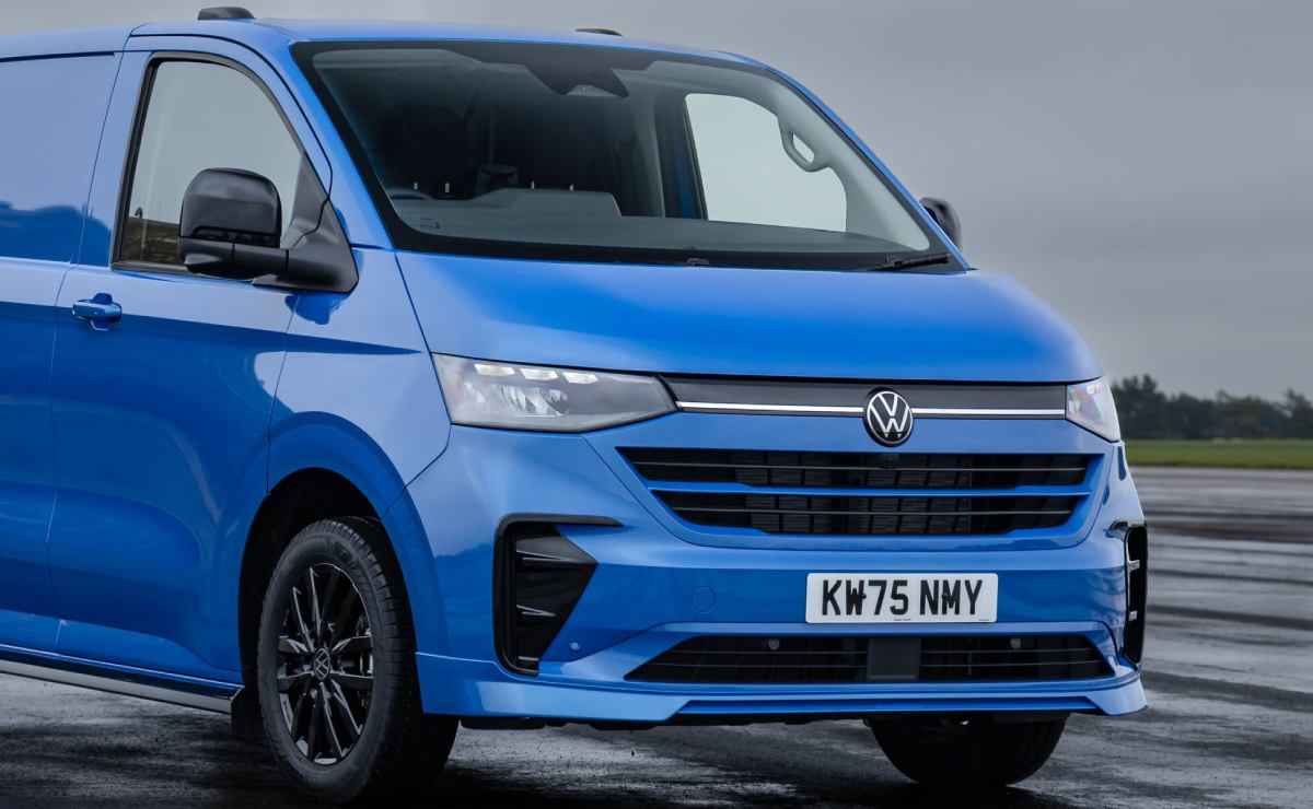 Volkswagen suma un nuevo utilitario a su línea de vehículos comerciales: ¿cuánto cuesta y dónde se ofrece? 1 Volkswagen Transporter Commerce Pro S