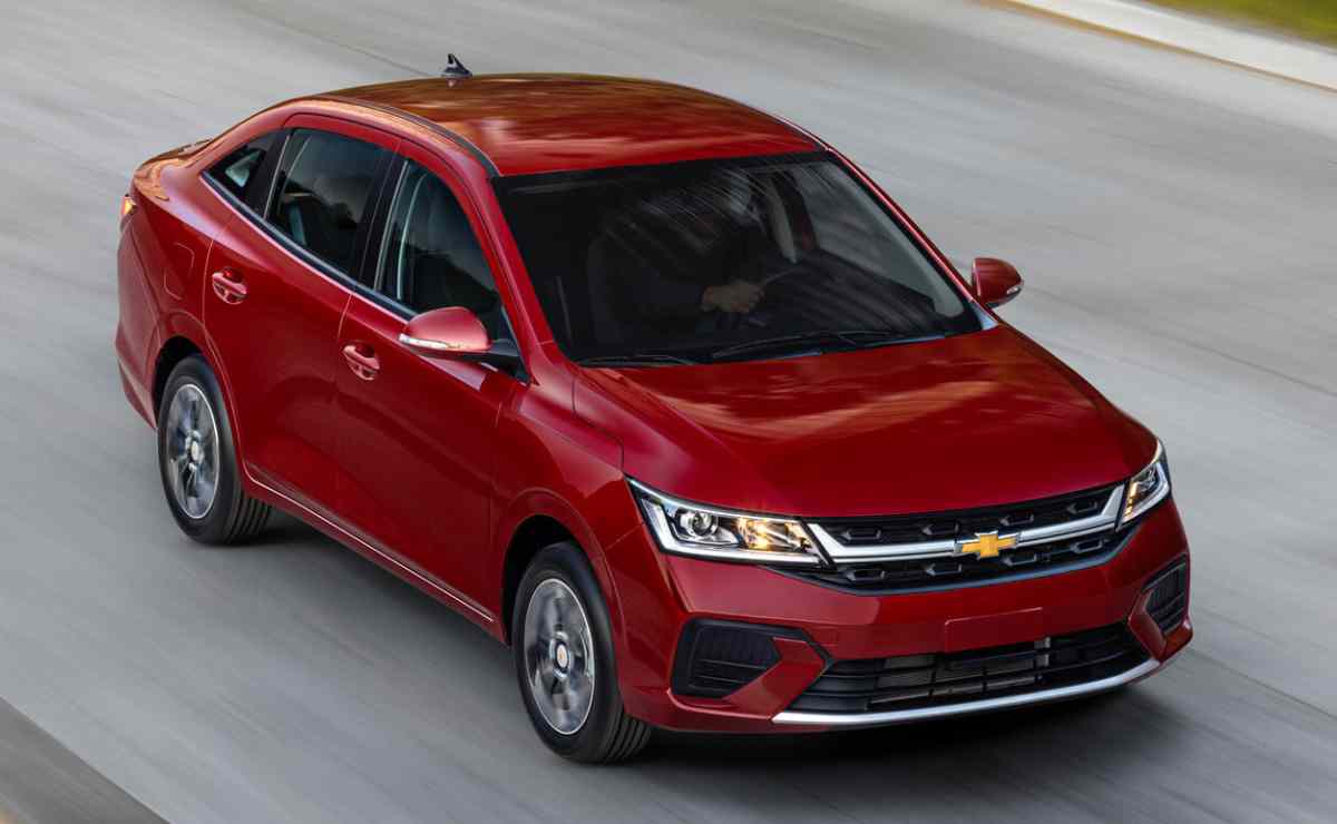 Chevrolet Aveo Sedan 1