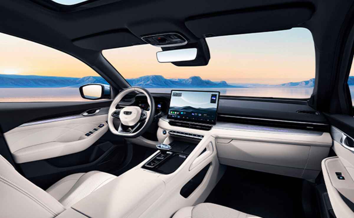 Geely Preface sedan chino hibrido