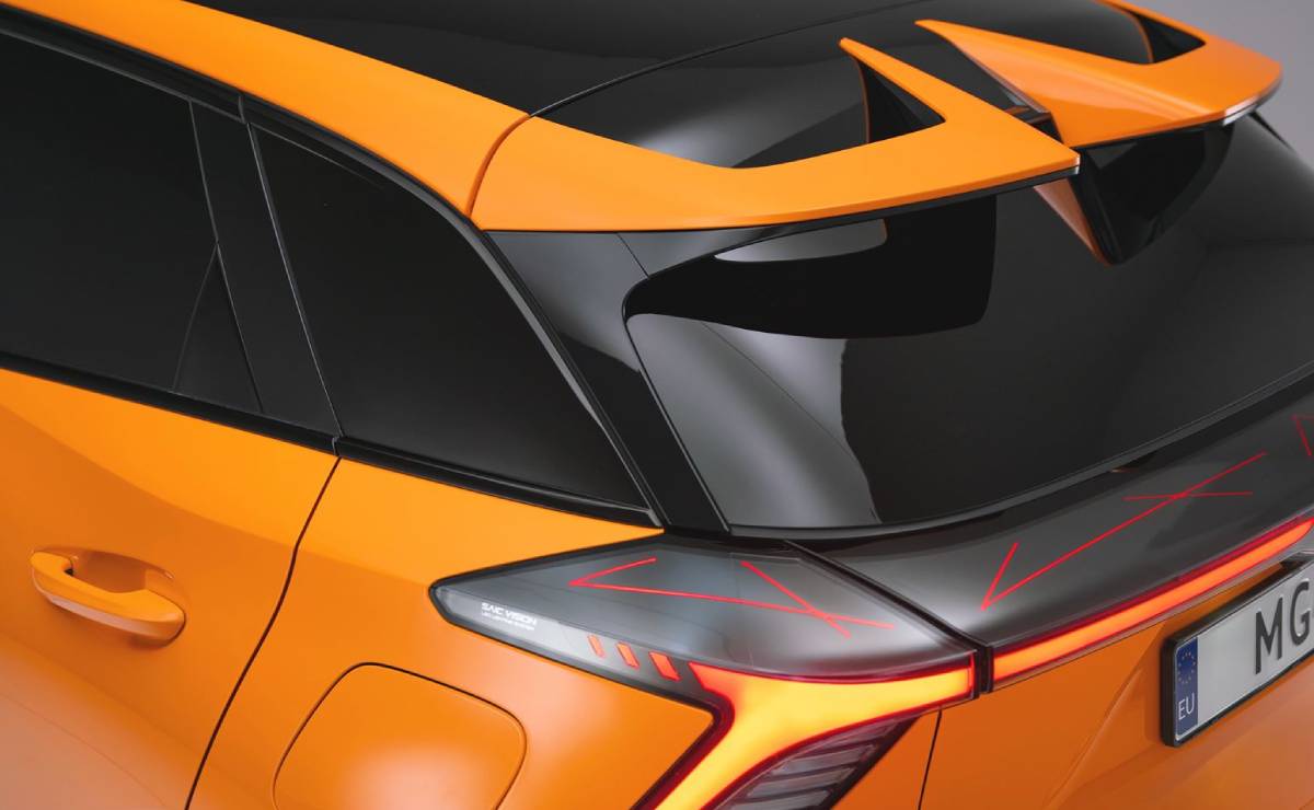 Hatchback MG4 teaser