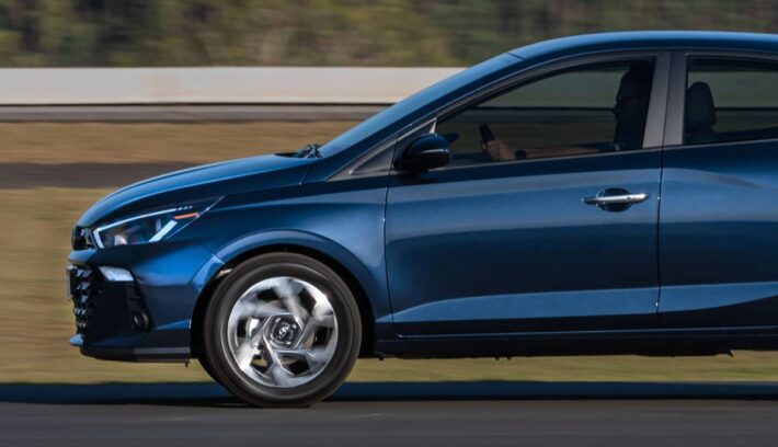 Hyundai HB20 perfil 1