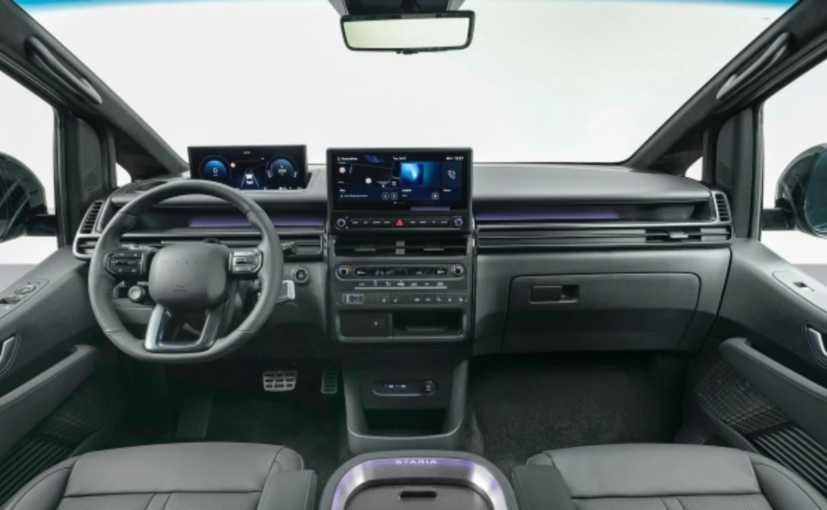 Hyundai Staria interior