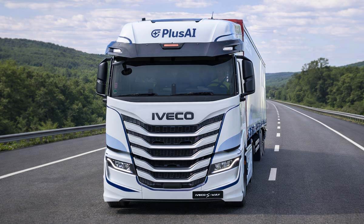 IVECO presentará dos camiones autónomos: ¿cómo son y cuánto costarán? 4 IVECO S Way nuevos camiones autonomos