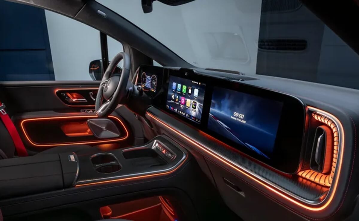 Mercedes Benz VLE interior