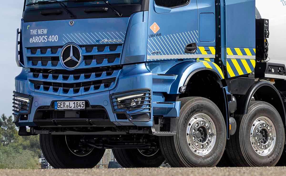 Eléctrico, con capacidades notables y récord de eficiencia: Mercedes lanzó un nuevo camión 1 Mercedes-Benz eArocs 8×4, el nuevo camión eléctrico