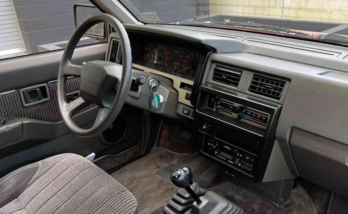 Nissan Pathfinder 1989