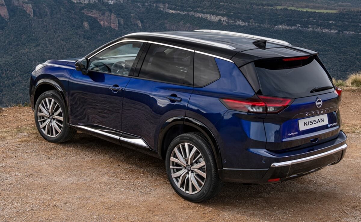 Nissan lanzó una nueva versión de su renovado SUV mediano: tiene 205 CV y es barato 3 Nissan X Trail nueva version