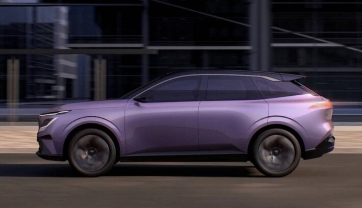 Nuevo Nissan Urban PHEV perfil