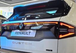 Nuevo Renault Duster cola