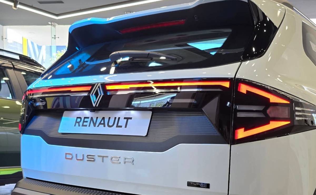 Nuevo Renault Duster cola