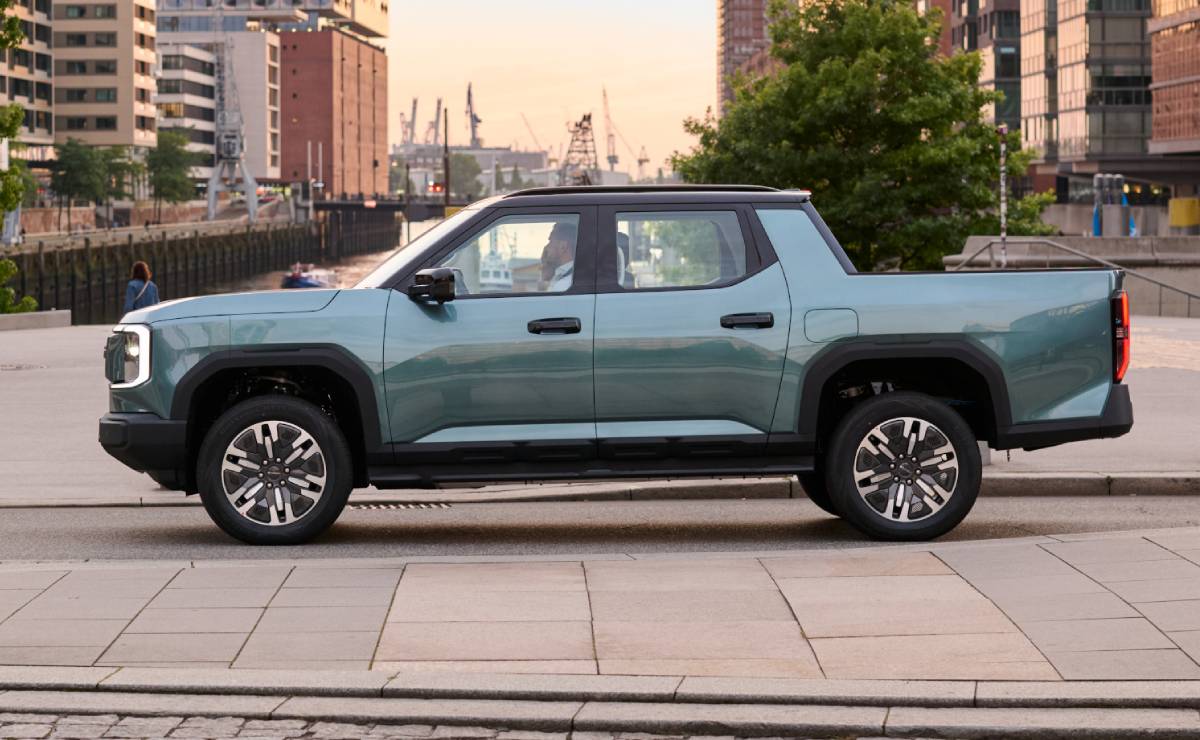 Pick up Maxus eTerron 9 perfil