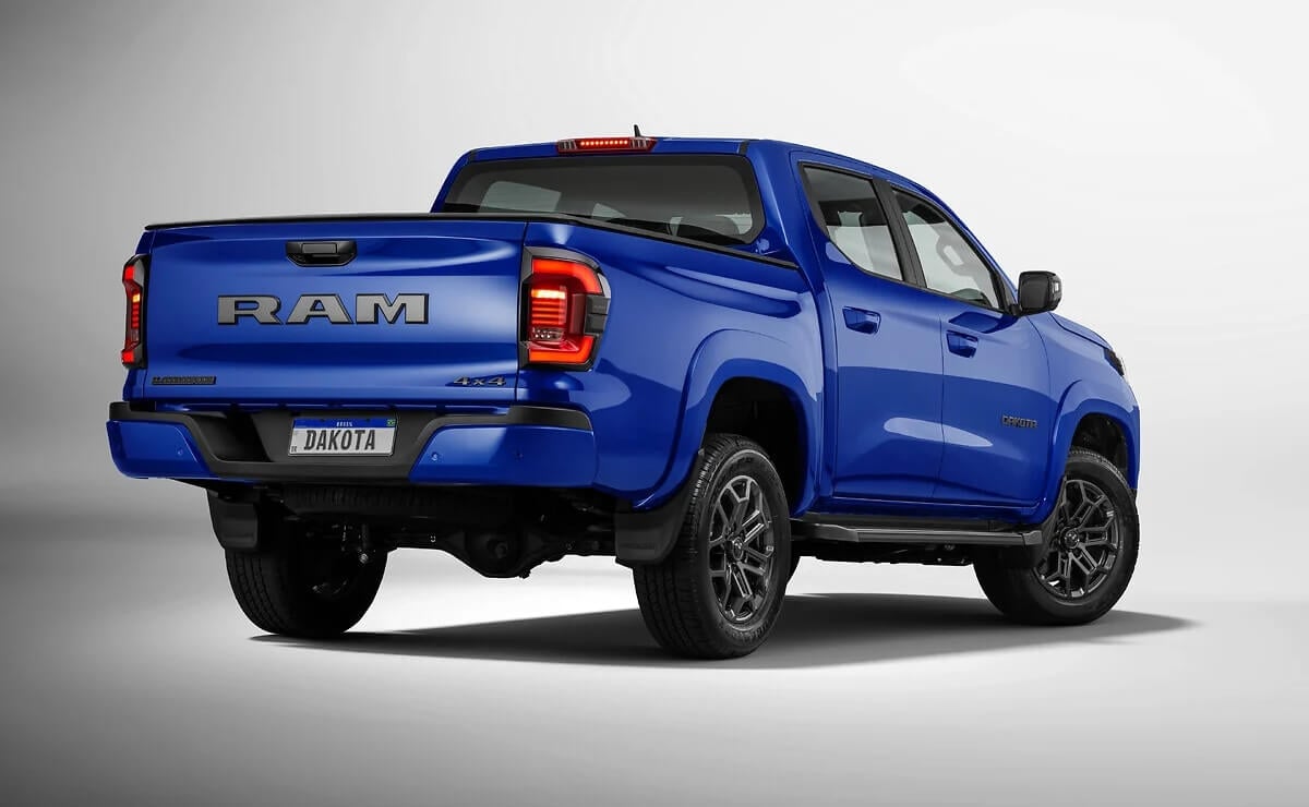 RAM Dakota Laramie Night Edition