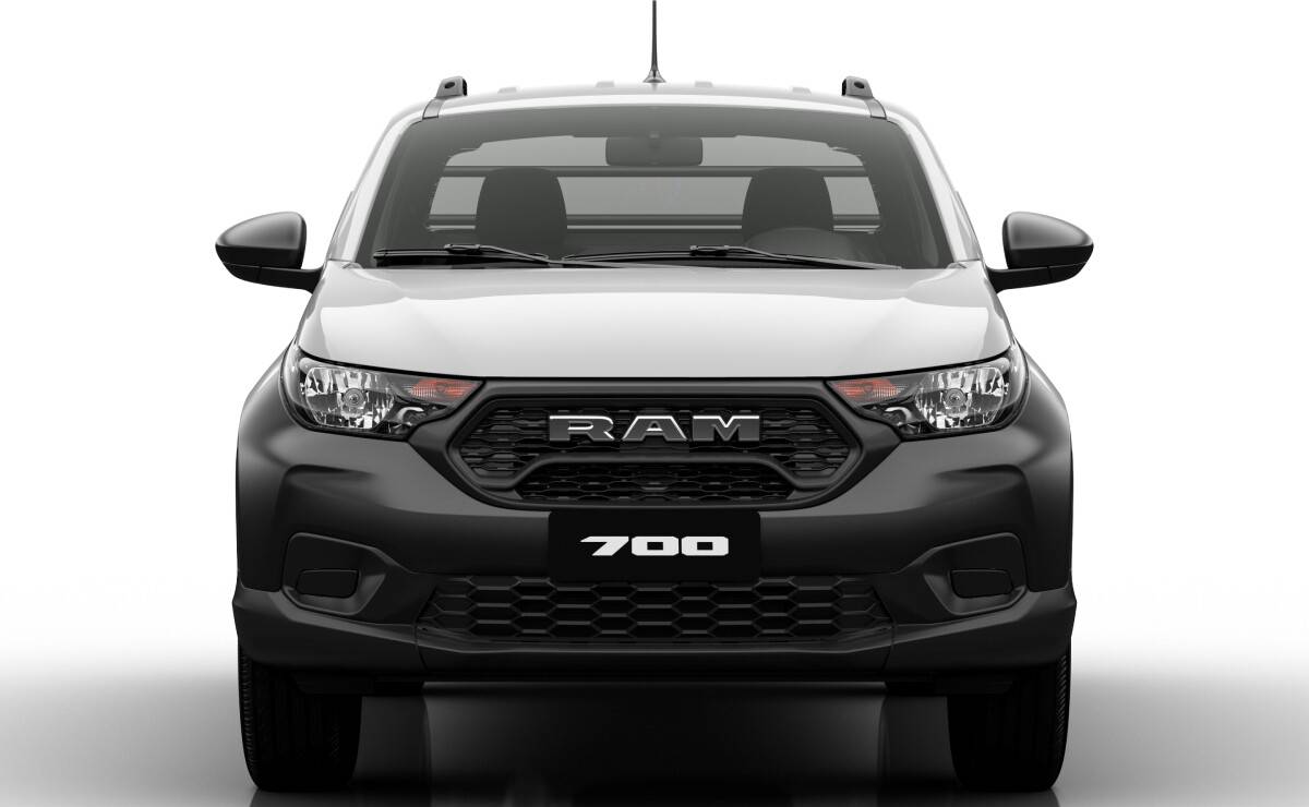 RAM y una nueva versión de su pick up más barata: qué cambia y cuánto cuesta 3 Ram 700 Bighorn S trompa