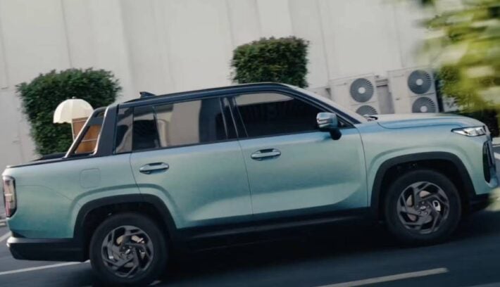 SUV Chery Tiggo V perfil