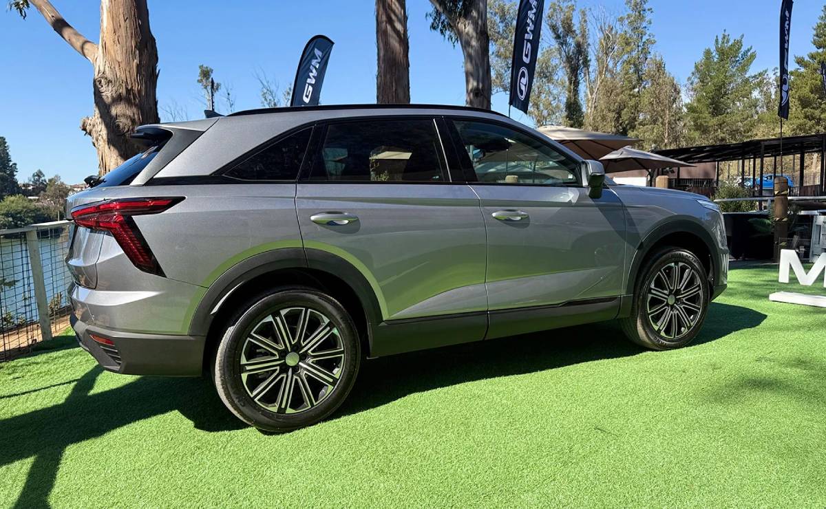 SUV GWM Jolion Max perfil