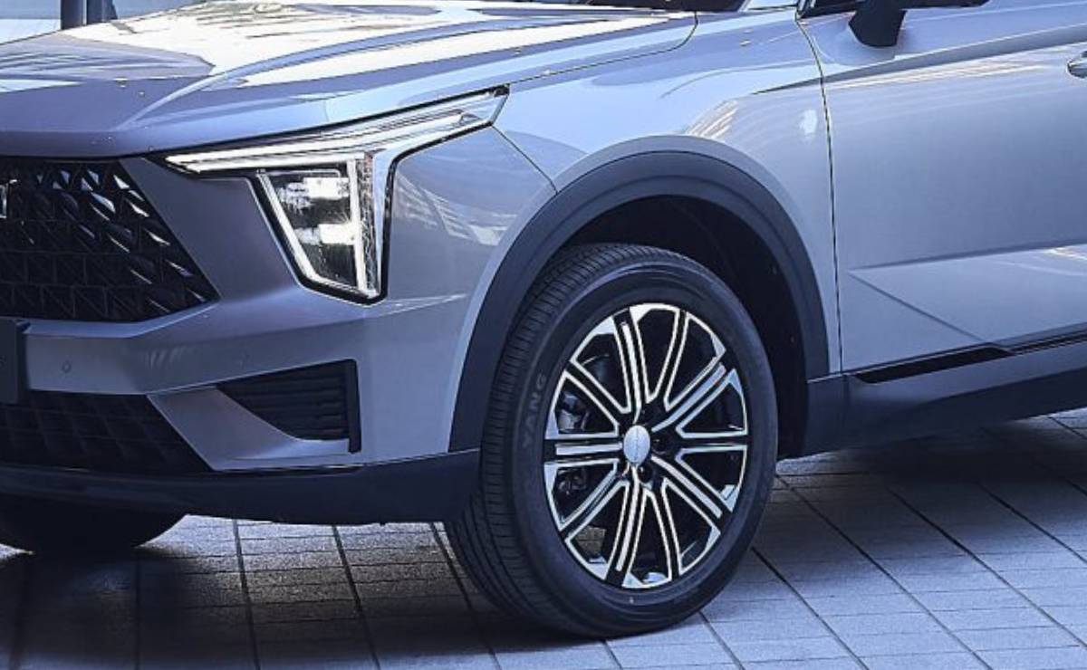 SUV Haval Jolion Max teaser