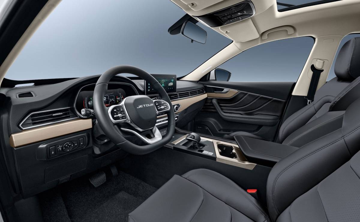 Una marca china renovó su SUV de siete asientos con nuevo diseño y precio accesible 5 SUV Jetour X70 interior